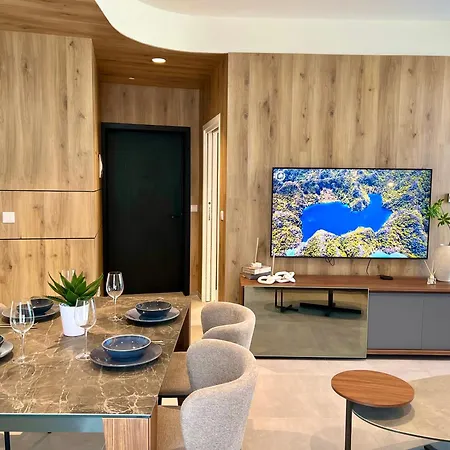 Lejlighed Mercury Tower 1br W Terrace And Rooftop Pool By Arco Collection