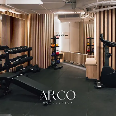 Mercury Tower 1br W Terrace And Rooftop Pool By Arco Collection