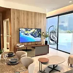 Mercury Tower 1br W Terrace And Rooftop Pool By Arco Collection Apartment Saint Julian's