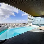 Apartment Mercury Tower 1br W Terrace And Rooftop Pool By Arco Collection *