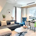 Mercury Tower 1br W Terrace And Rooftop Pool By Arco Collection Apartment Saint Julian's