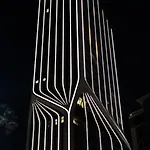 Mercury Tower 1br W Terrace And Rooftop Pool By Arco Collection San Giuliano