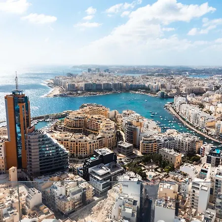 Mercury Tower 1br W Terrace And Rooftop Pool By Arco Collection * Saint Julian's