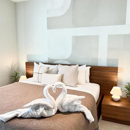 Mercury Tower 1br W Terrace And Rooftop Pool By Arco Collection * St. Julian's