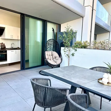 Mercury Tower 1br W Terrace And Rooftop Pool By Arco Collection * San Giuliano