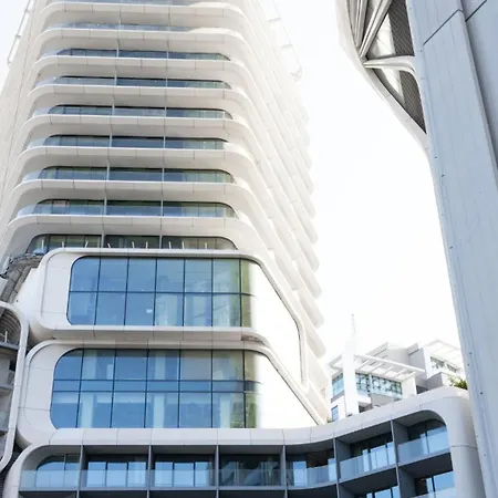 Apartment Mercury Tower 1br W Terrace And Rooftop Pool By Arco Collection *