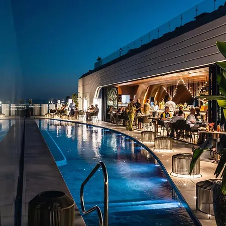 Mercury Tower 1br W Terrace And Rooftop Pool By Arco Collection